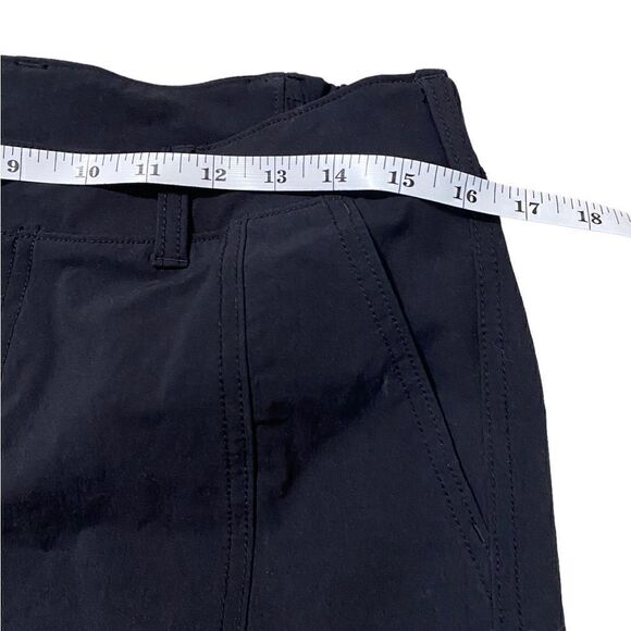 Athleta Palisade Short  - Picture 3 of 7